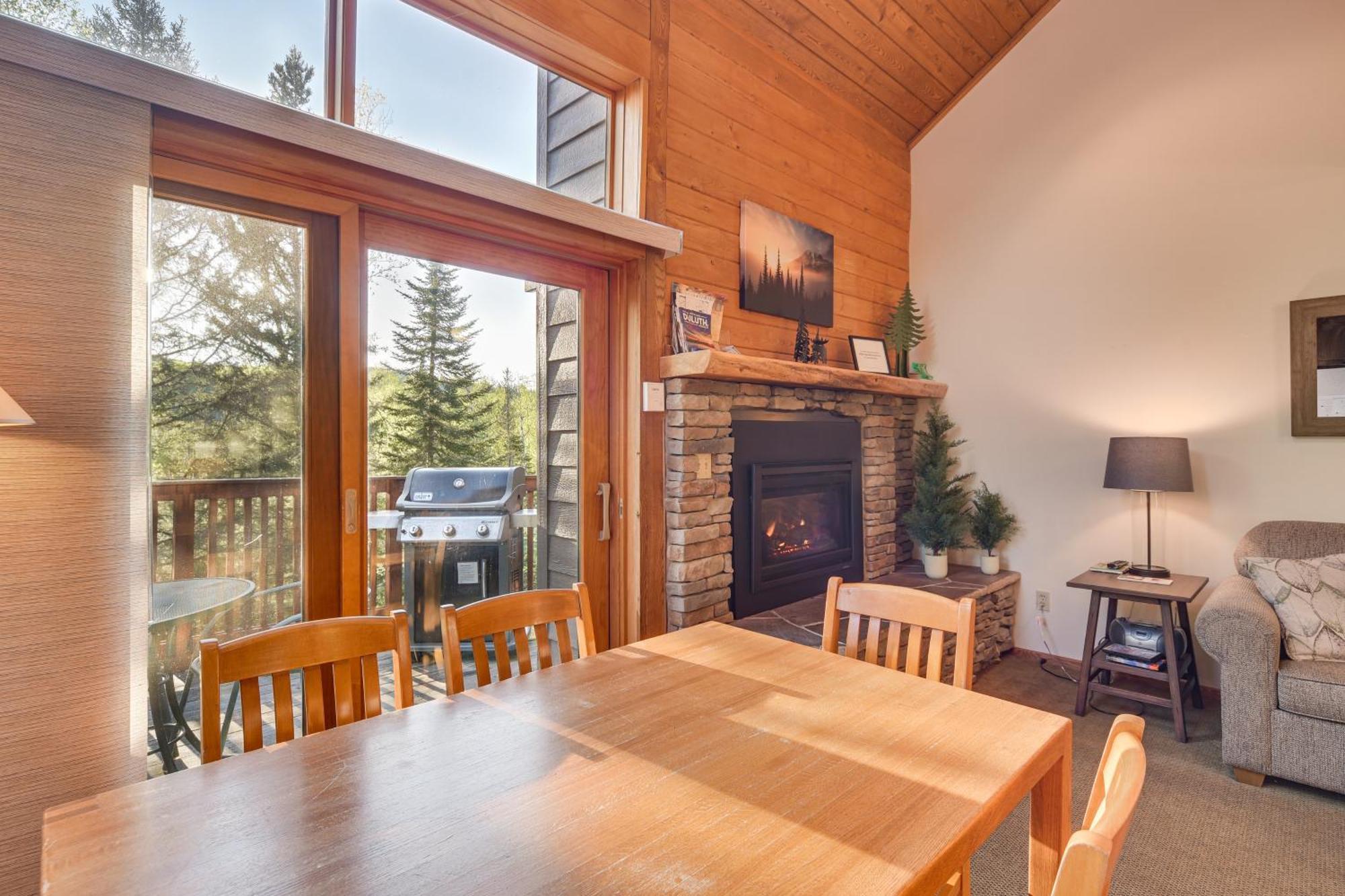 Cozy Alpine Escape Ski-Inandout At Lutsen Mtns Εξωτερικό φωτογραφία